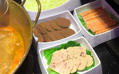 關(guān)于美食與幸福感的句子 簡單晚餐卻很幸福